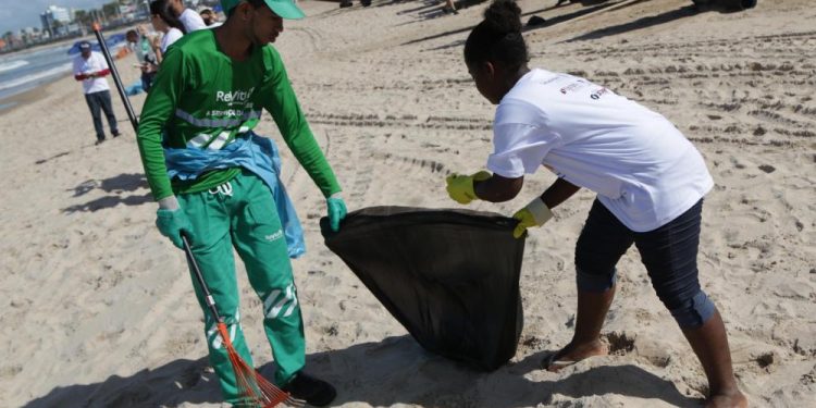 “A Onda é Preservar”: Limpurb leva projeto para São Tomé de Paripe neste sábado