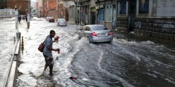 Chuvas em Salvador: Zona de Convergência do Atlântico Sul (ZCAS) e sistema de baixa pressão são a causa