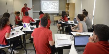 Ensino médio pode passar por nova reforma em 2024