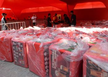 Entrega de kits para ambulantes credenciados