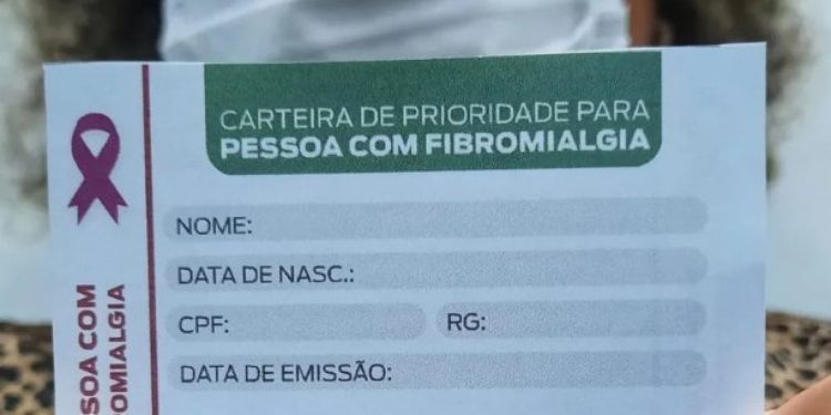 Saúde: Salvador lança carteira de identificação para pessoas com fibromialgia