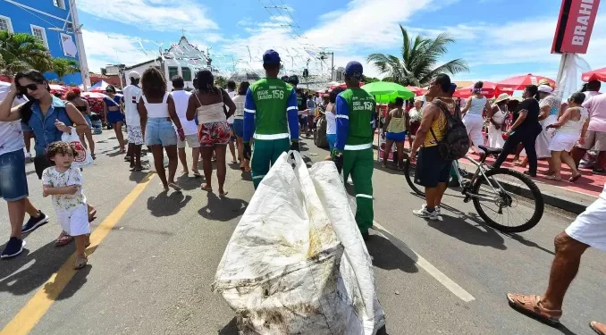 172 toneladas de resíduos foram recolhidas em quatro dias de festejos em Salvador