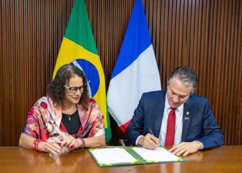 Secom e MEC assinam cooperação com governo francês sobre políticas digitais